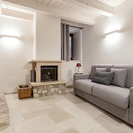 B&B Vico Suites Vico nel Lazio Buitenkant foto