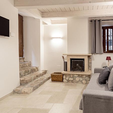 B&B Vico Suites Vico nel Lazio Buitenkant foto