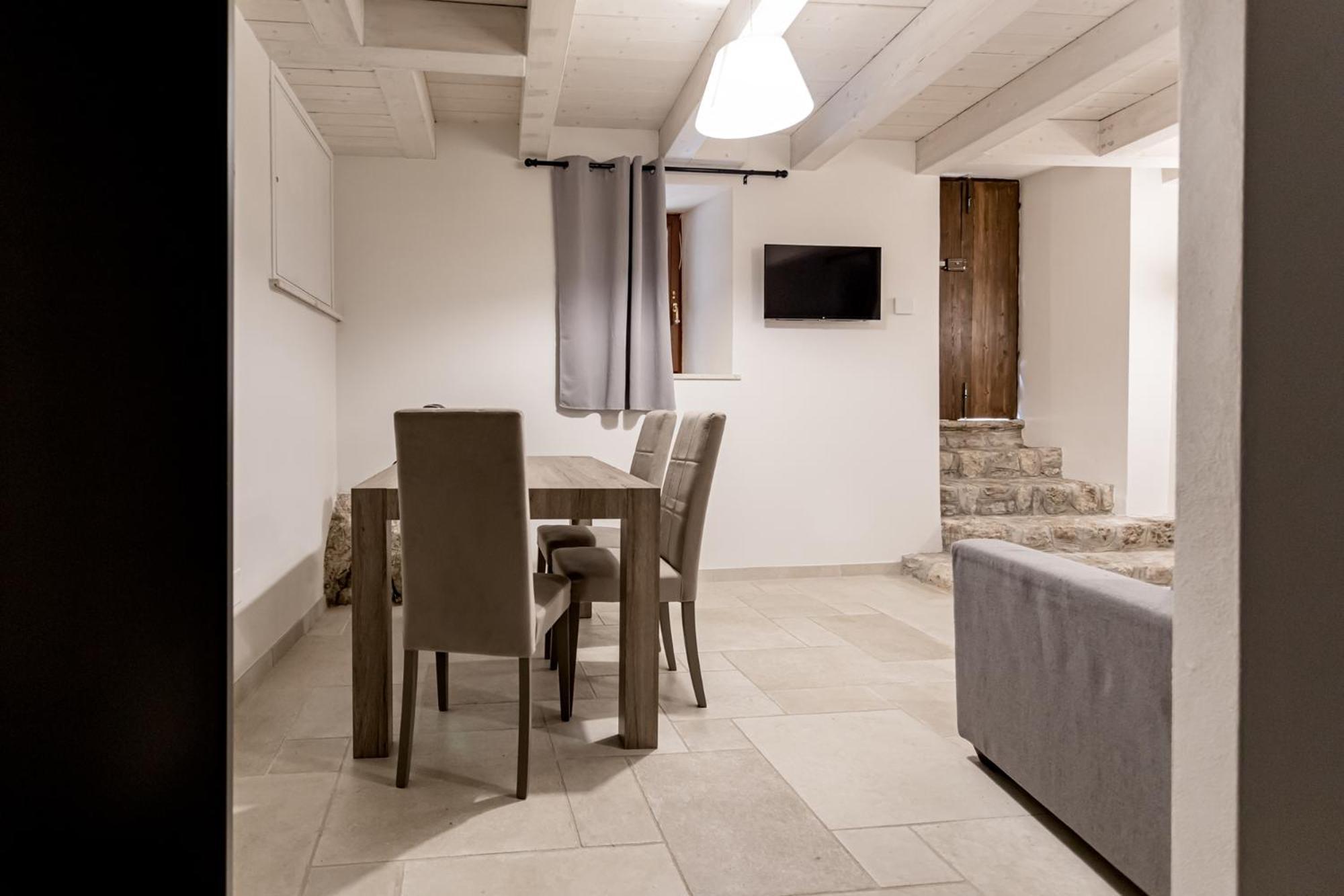 B&B Vico Suites Vico nel Lazio Buitenkant foto